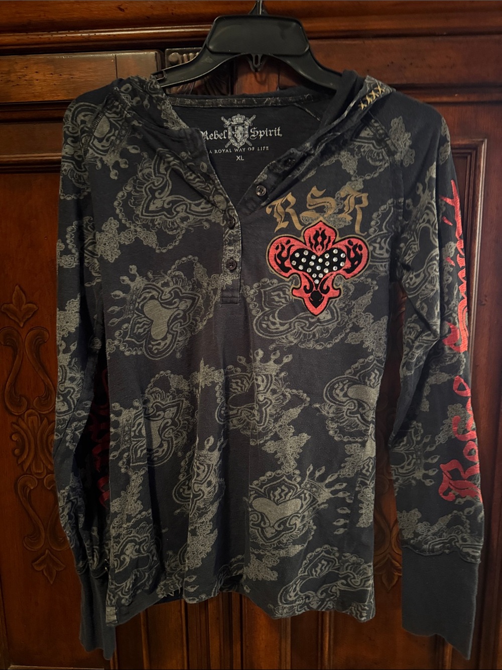 Rebel Spirit Black Hooded Long-Sleeve Tee with Red Graphic